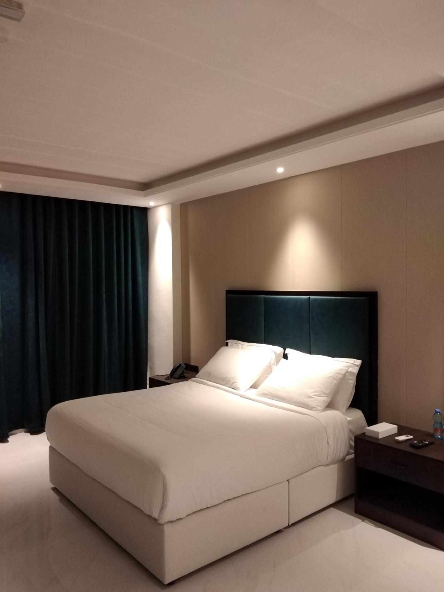 Nebula Hotel Duqm Exterior photo